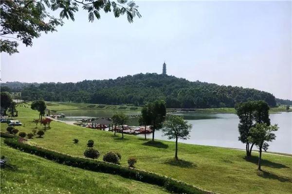 南京平山森林公园