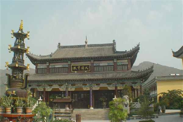 天门山盘山公路