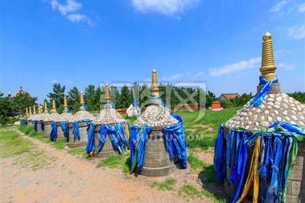 阿拉坦甘德尔敖包