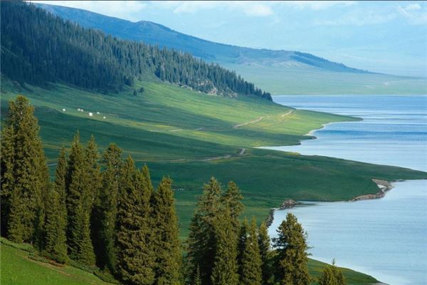 鄂托克赛尔河谷风光