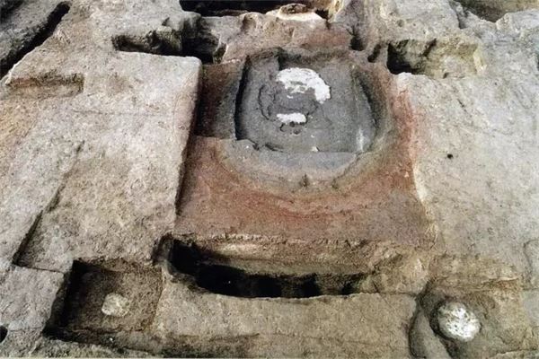 望城岗冶铁遗址