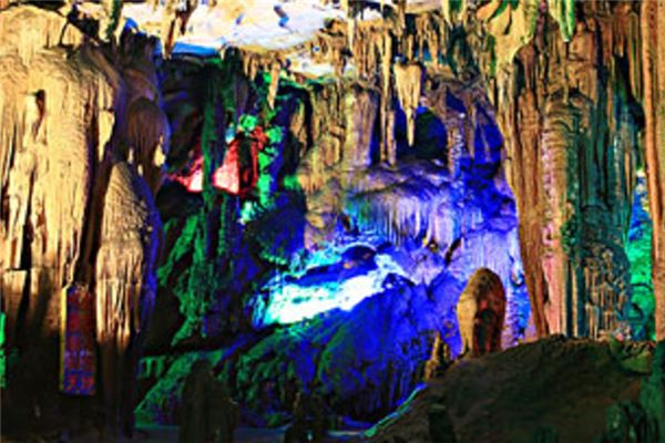 许昌兰花山溶洞